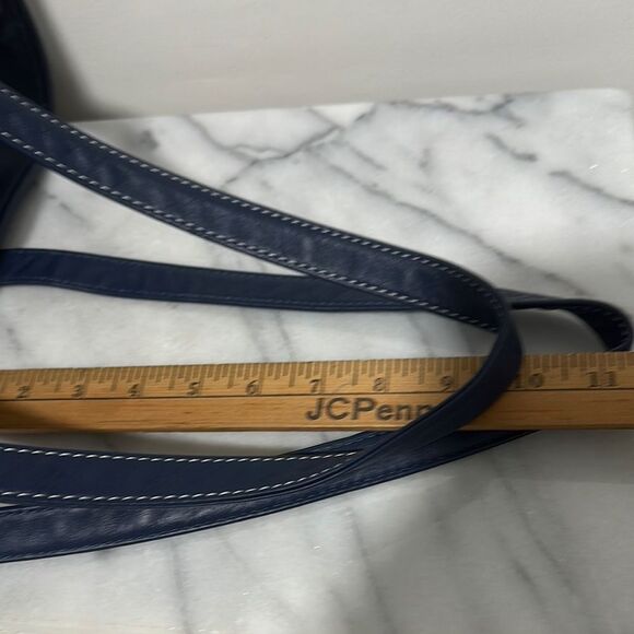 Elegant Navy Blue Tote Bag leather zip closure with CD logo - Picture 6 of 12